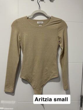 Aritzia Contour Long-Sleeve Bodysuit